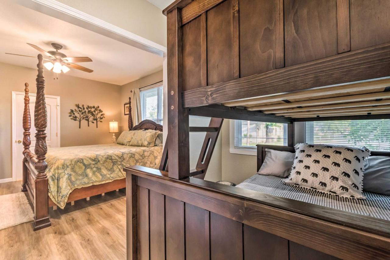 Remodeled Downtown Hot Springs Home With Porch Eksteriør bilde