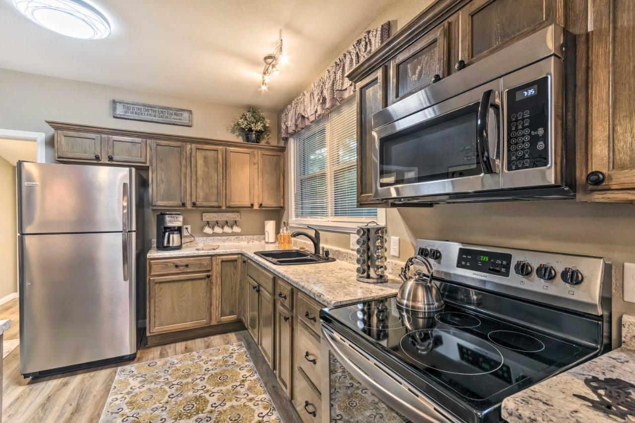 Remodeled Downtown Hot Springs Home With Porch Eksteriør bilde